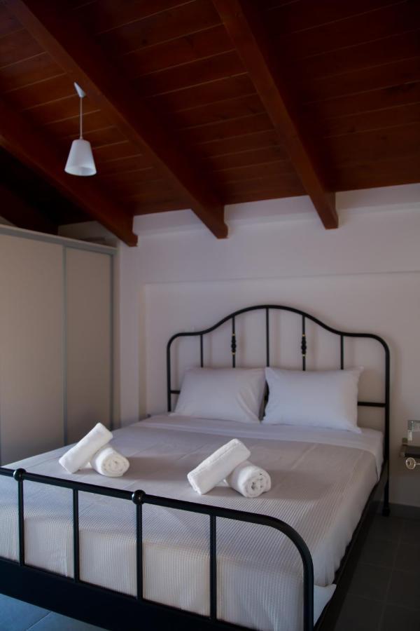 Chrysothemis - Panoramic Sea View Villa Nafplion Exteriör bild