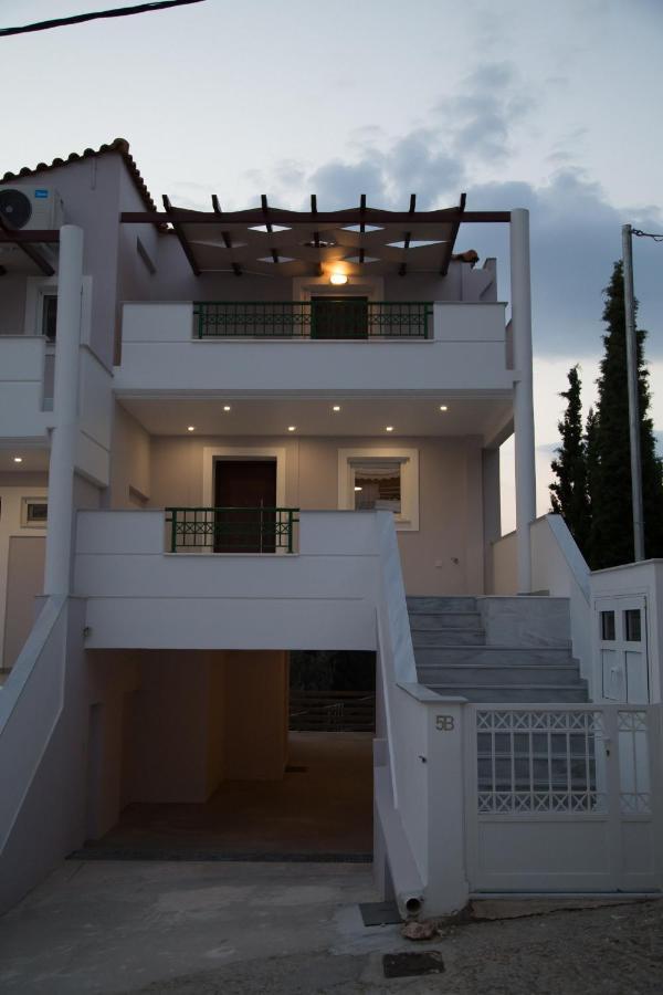 Chrysothemis - Panoramic Sea View Villa Nafplion Exteriör bild