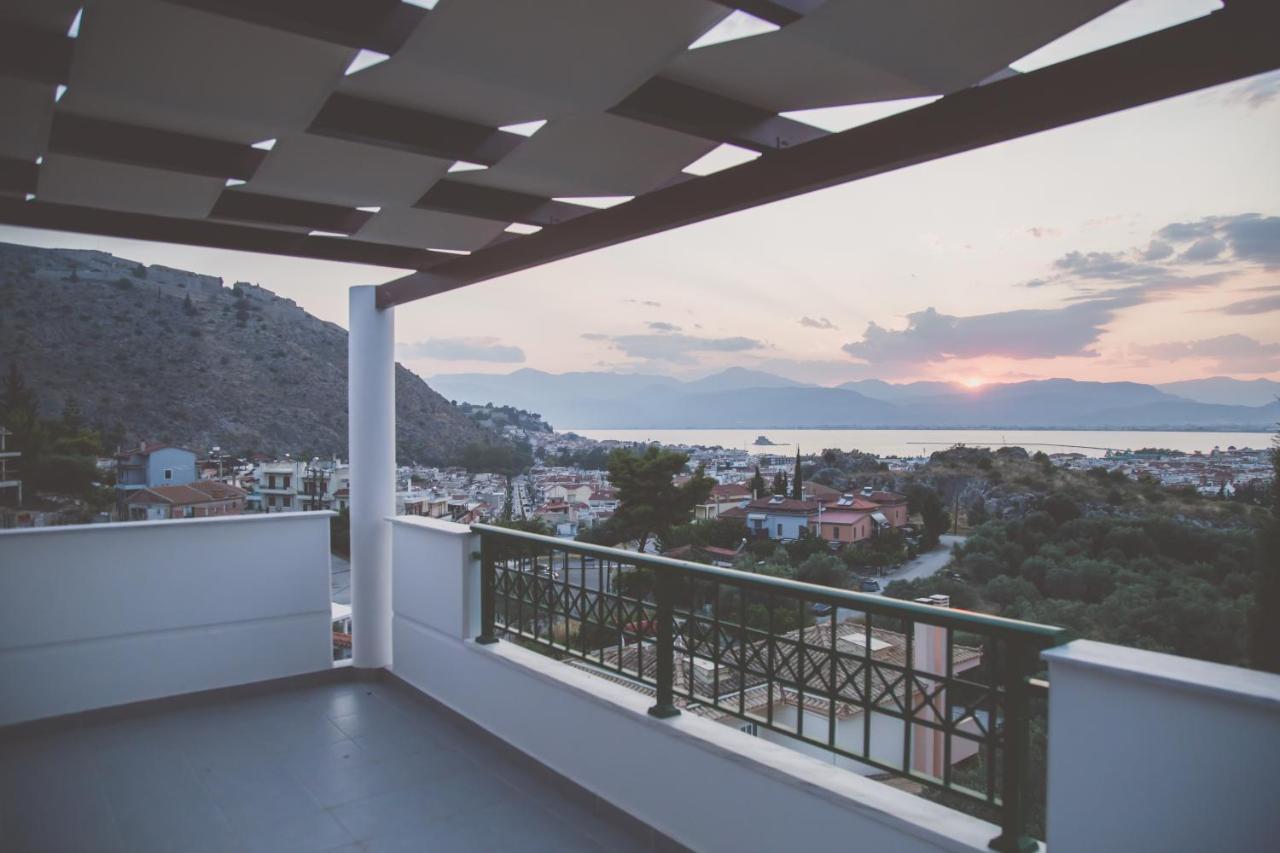 Chrysothemis - Panoramic Sea View Villa Nafplion Exteriör bild
