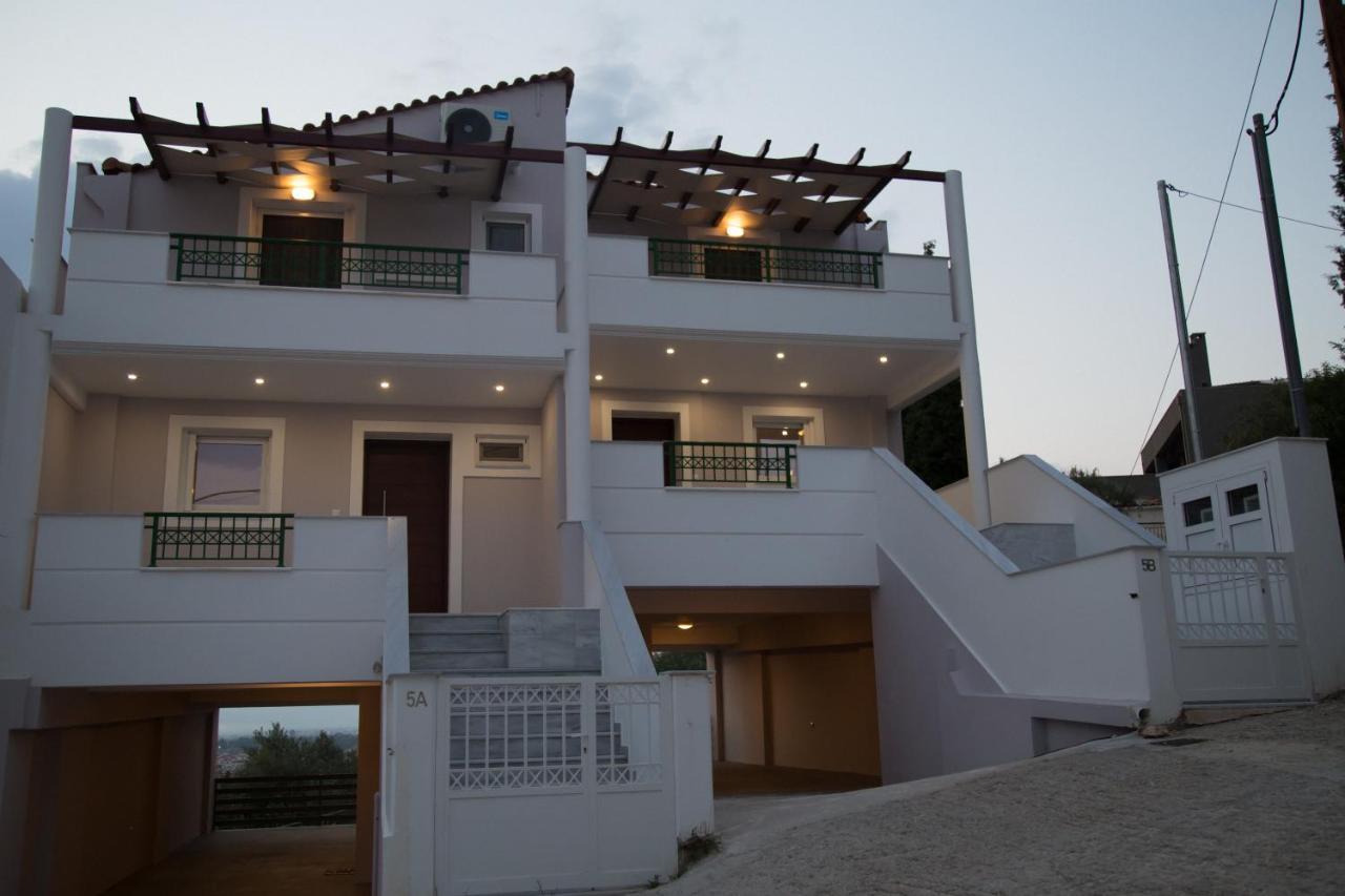Chrysothemis - Panoramic Sea View Villa Nafplion Exteriör bild